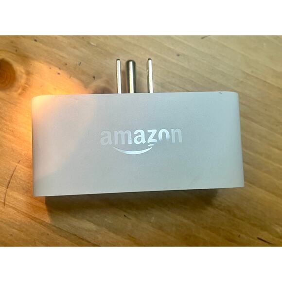 Amazon Smart Plug Used With Alexa Voice Control To Any Outlet New, No Box - Picture 2 of 4